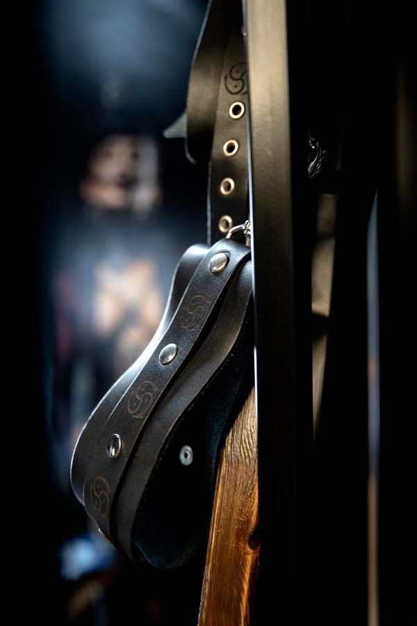 Bdsm Apartament Czestochowa Luxxx - Adults Only - Tylko Dla Doroslych 외부 사진
